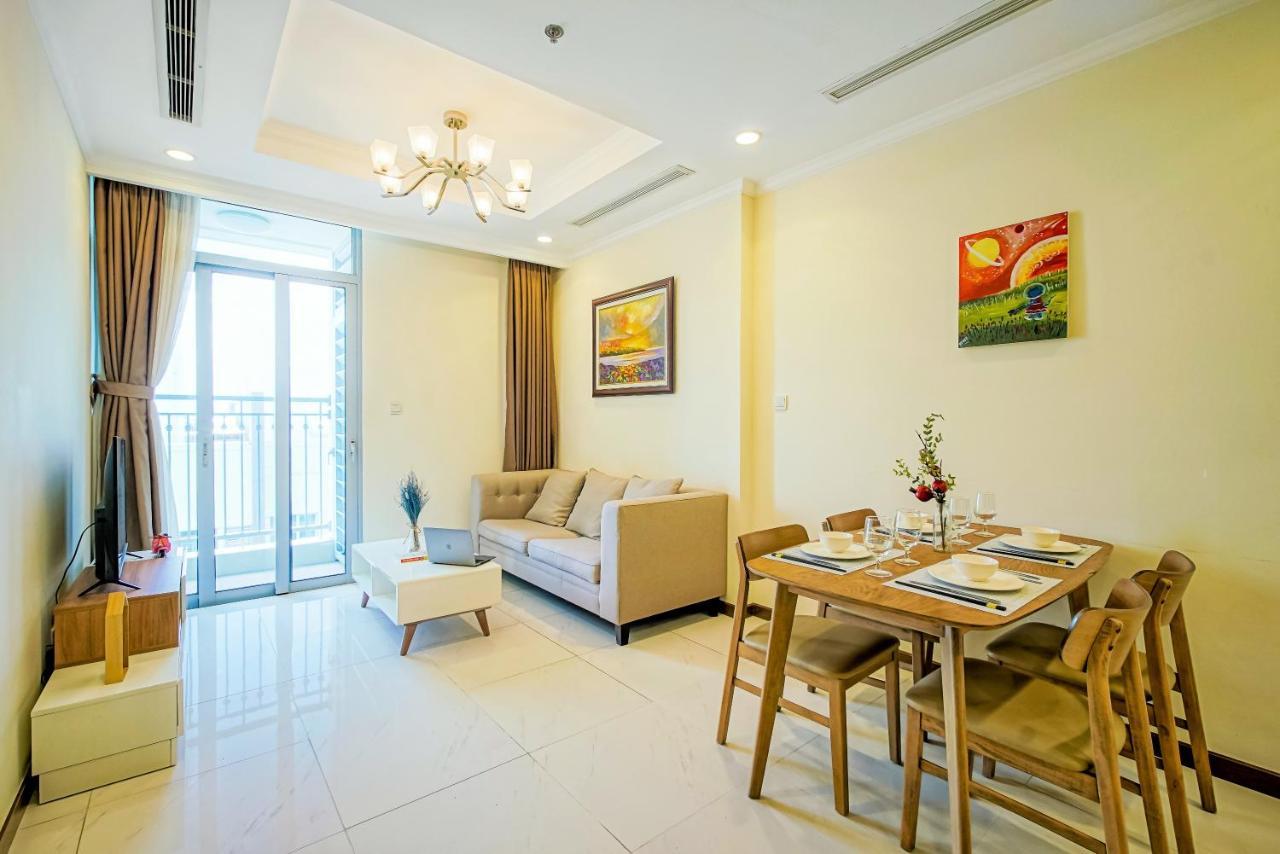 Mott Haven Apart - Vinhomes Central Park, Landmark 81 Area & Ice Rink Хошимин Экстерьер фото